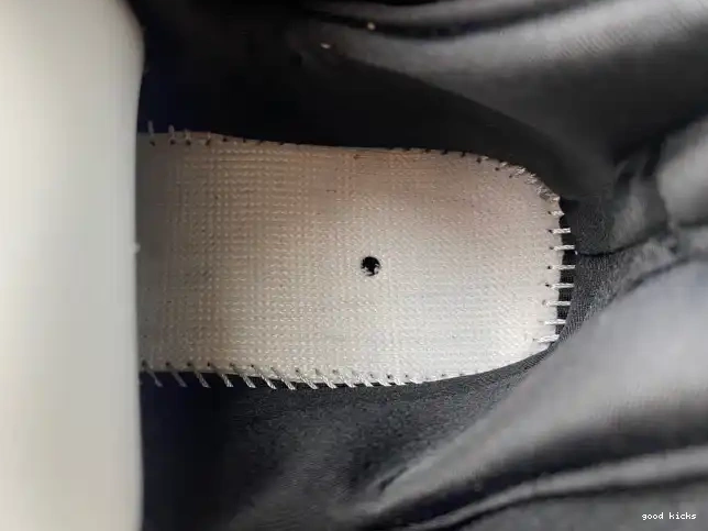 Rep 9 Jordan Blue Air Retro CT8019-140 University 0609